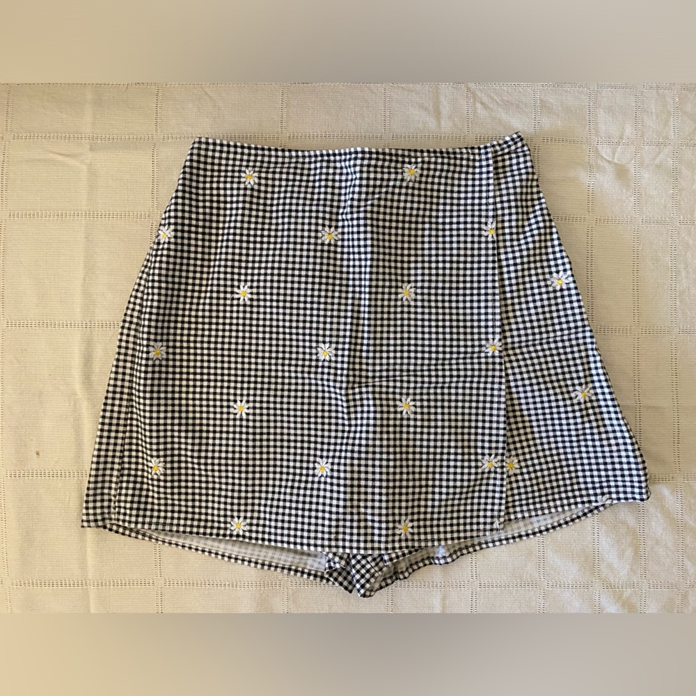 Plaid mini skort
